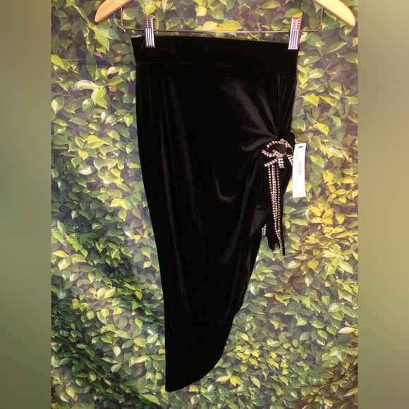 VENUS Black Asymmetrical Tie Front Skirt for Cocktail NWT Small - Picture 6 of 14